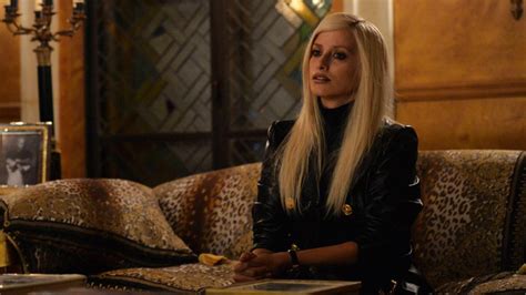 serie donatella versace netflix